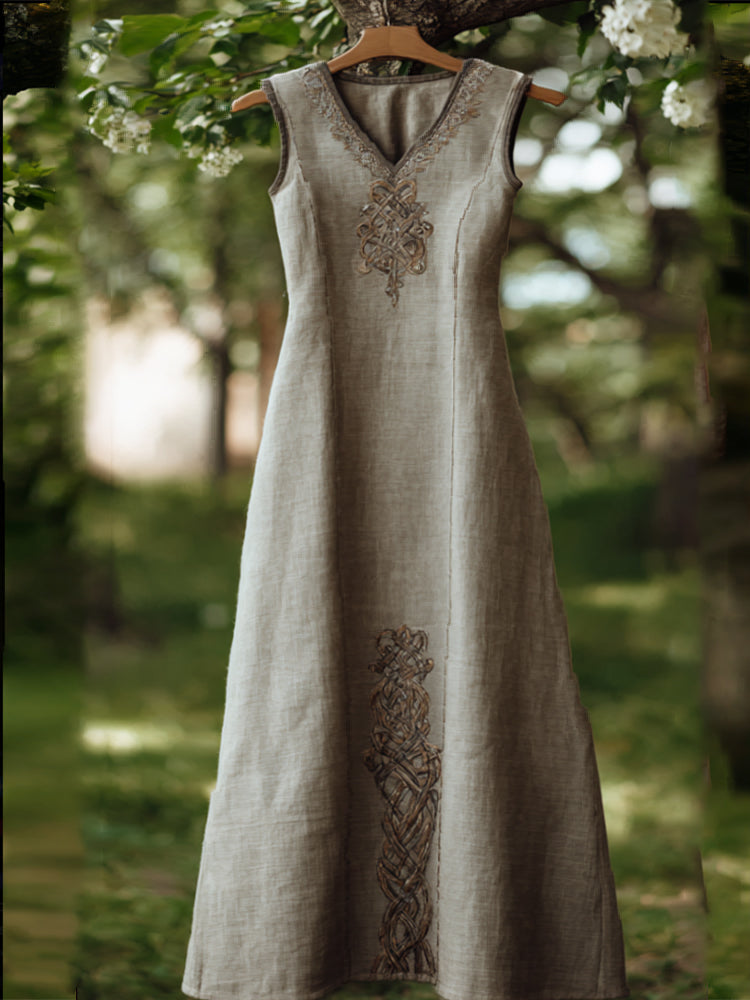 Viking Embroidery Small V-neck Sleeveless Long Dress elevenforest