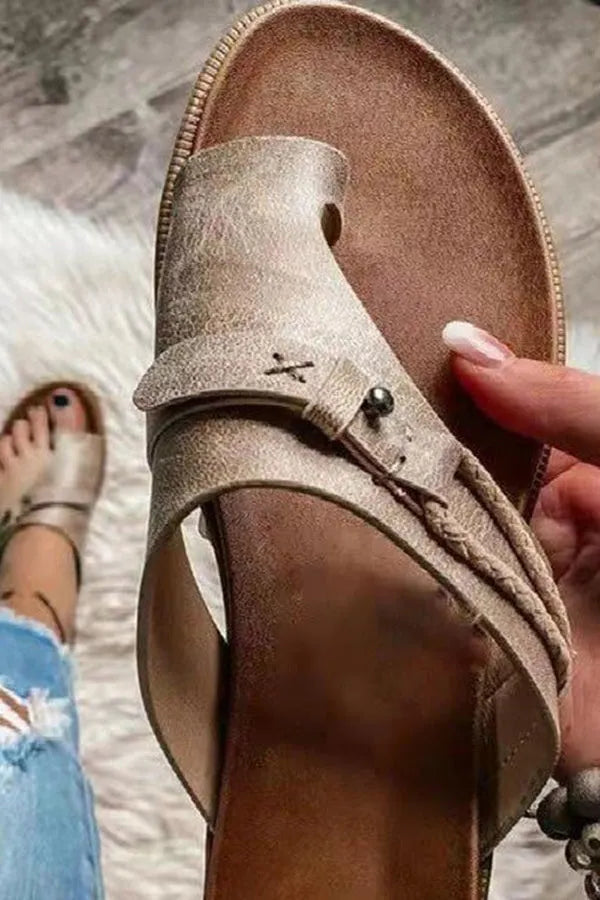 Beautifully Crafted Slippers in a Classic Style