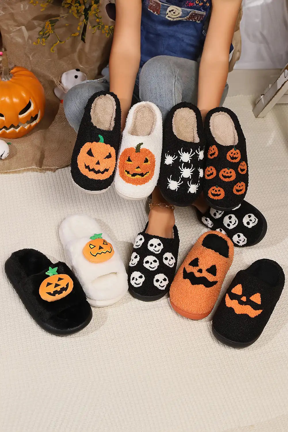 Cozy Halloween Pumpkin Print Plush Slippers