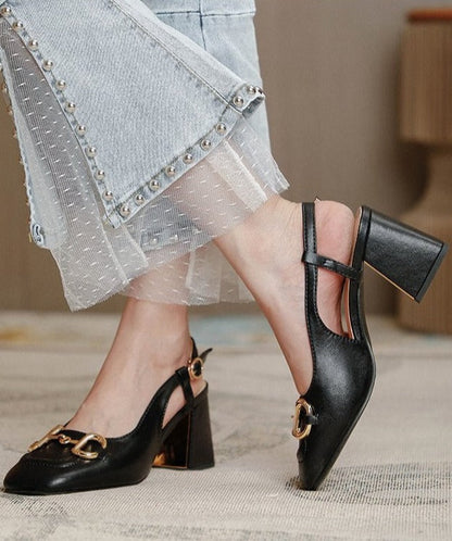 Effortlessly Elegant Heels with a Timeless Design