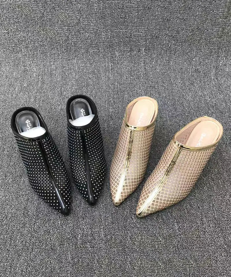 Finely Styled Sandals with a Classic Vintage Look