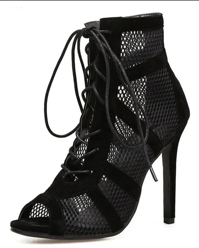 Sophisticated Heels with a Clean Classic Look