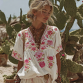 Women's Vintage Floral Embroidered Linen V-neck T-shirt elevenforest