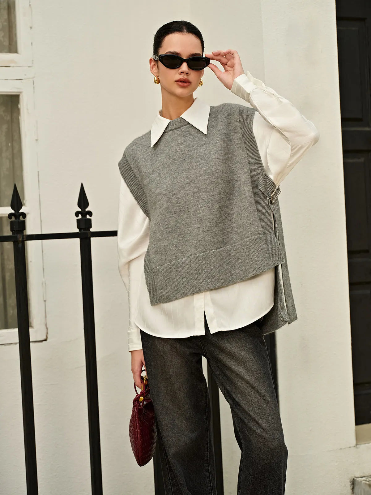 Versatile Side Buckle Belt Sweater Vest