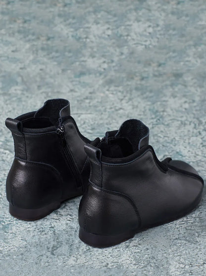Subtly Elegant Boots with a Refined Vintage Look