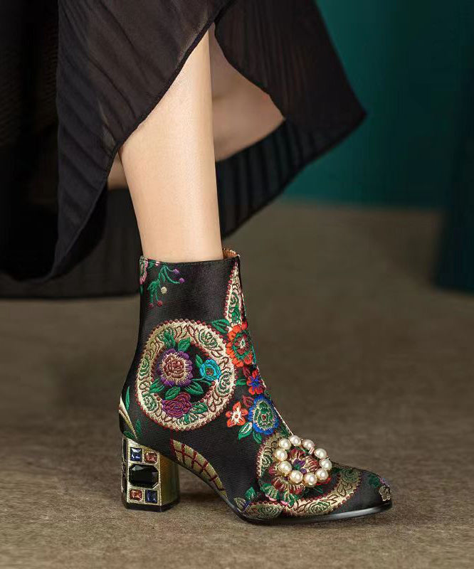 Subtly Elegant Boots with a Refined Vintage Look