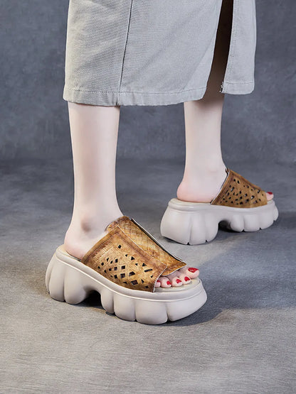 Beautifully Crafted Slippers in a Classic Style