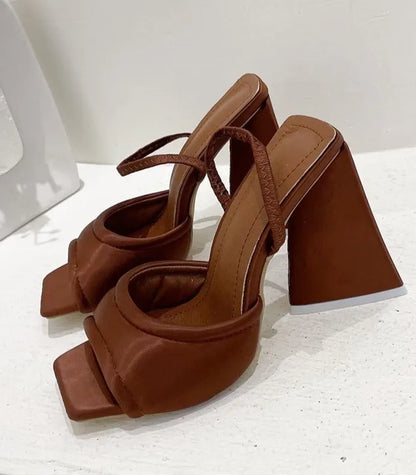 Beautifully Crafted Heels in a Classic Style