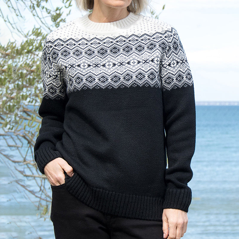 Women's Vintage Icelandic Jacquard Pattern Sweater elevenforest