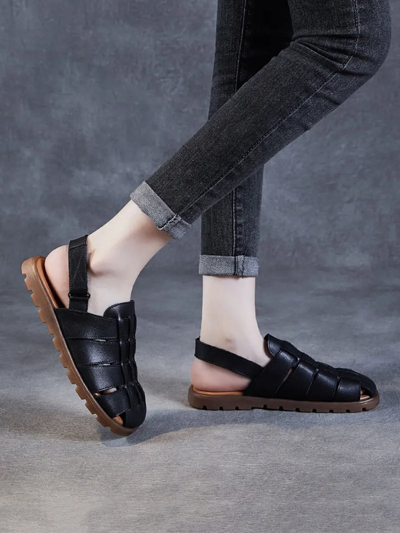 Casually Elegant Slippers with a Refined Edge