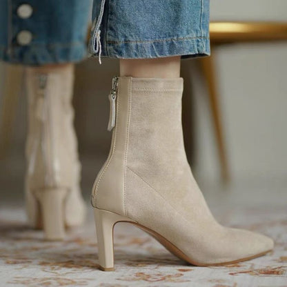 Casually Elegant Heels with a Refined Edge