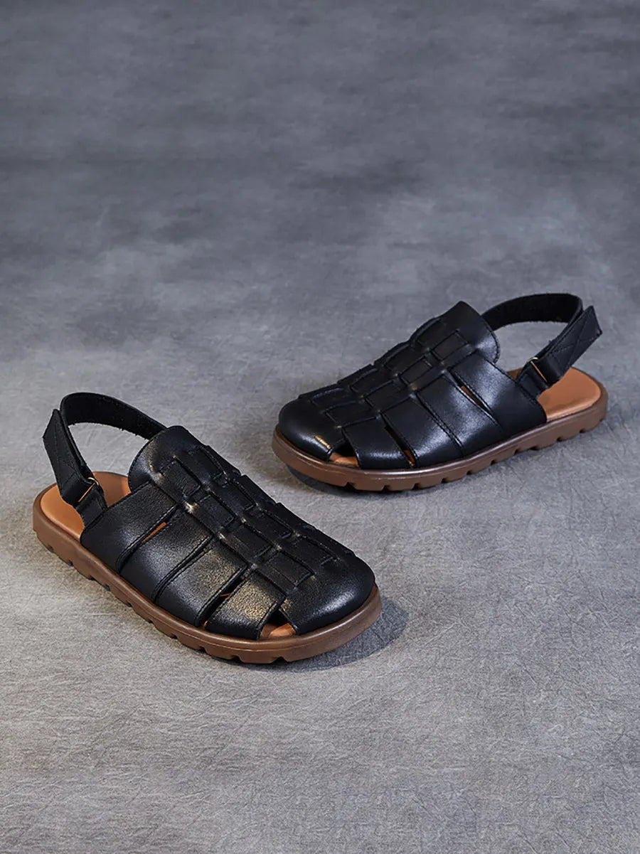 Casually Elegant Slippers with a Refined Edge