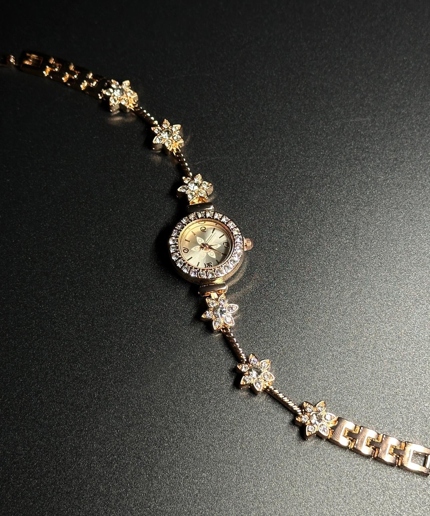 Stylish Gold Alloy Zircon Organic Glass Watches