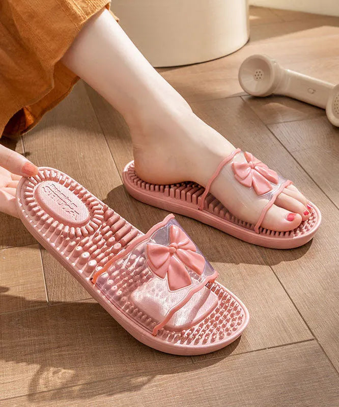 Effortlessly Elegant Slippers with a Timeless Design