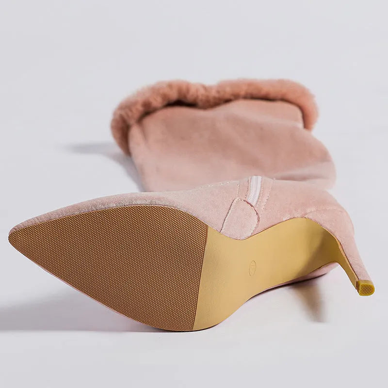 Subtly Elegant Shoes with a Refined Vintage Look