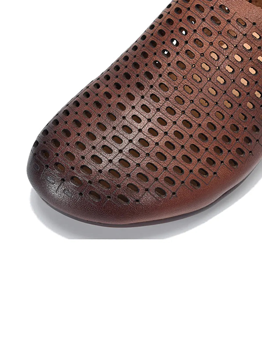 Classic Vintage Sandals with a Flattering Fit
