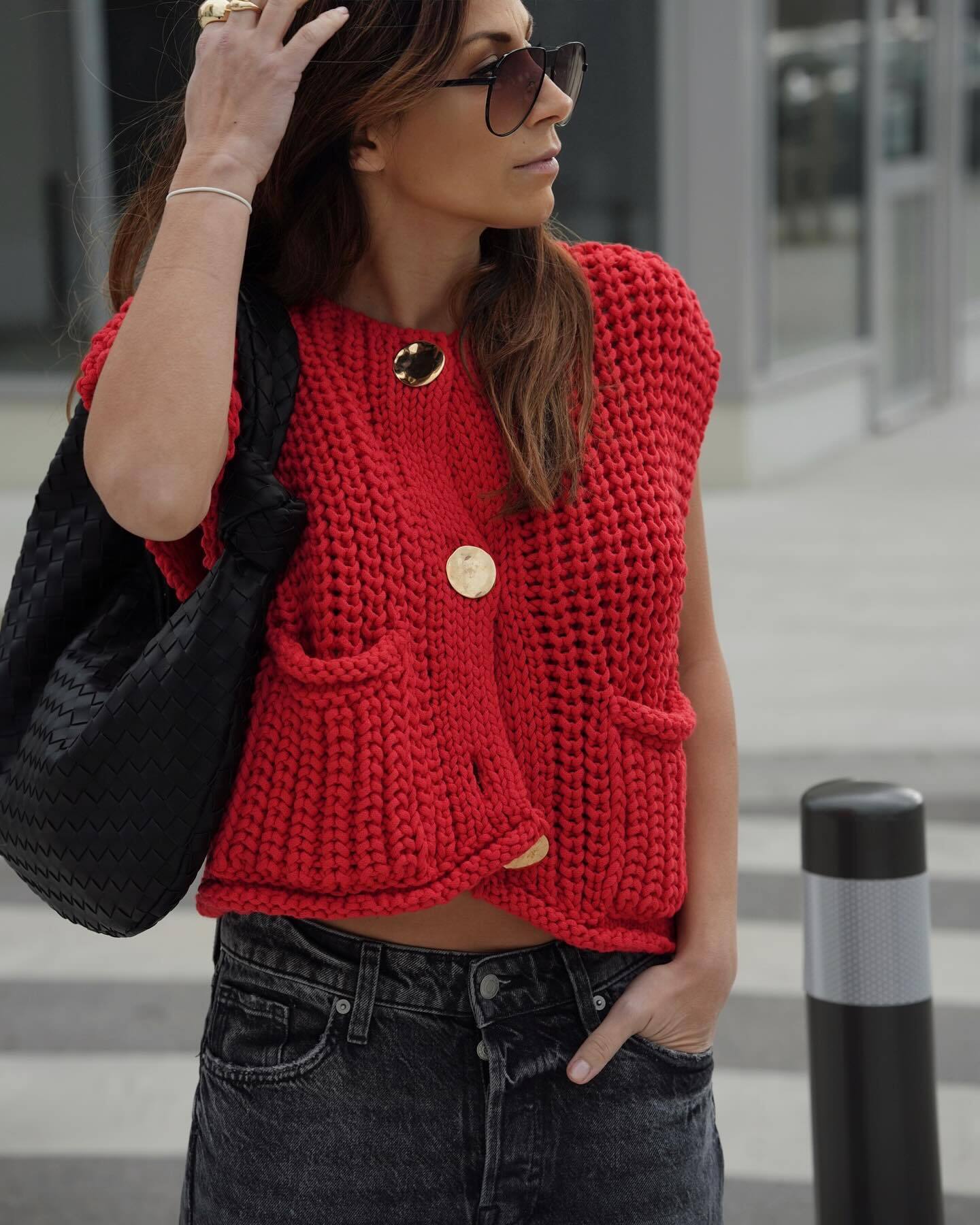 Large Buttons Color Knit Vest Cardigan