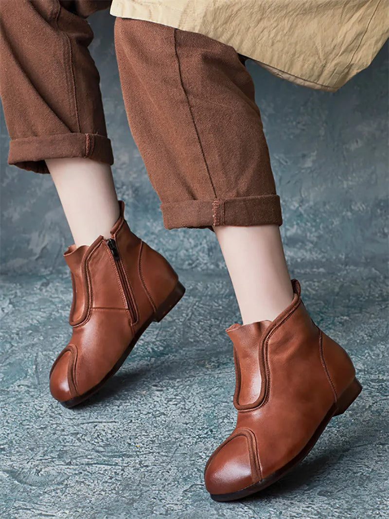 Subtly Elegant Boots with a Refined Vintage Look