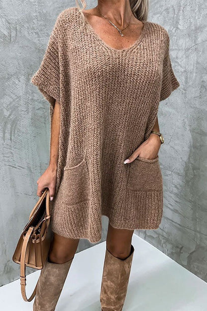 Snow® | Oversized V-neck poncho sweater with short sleeves and pockets