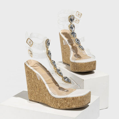 Effortlessly Elegant Shoes with a Timeless Design