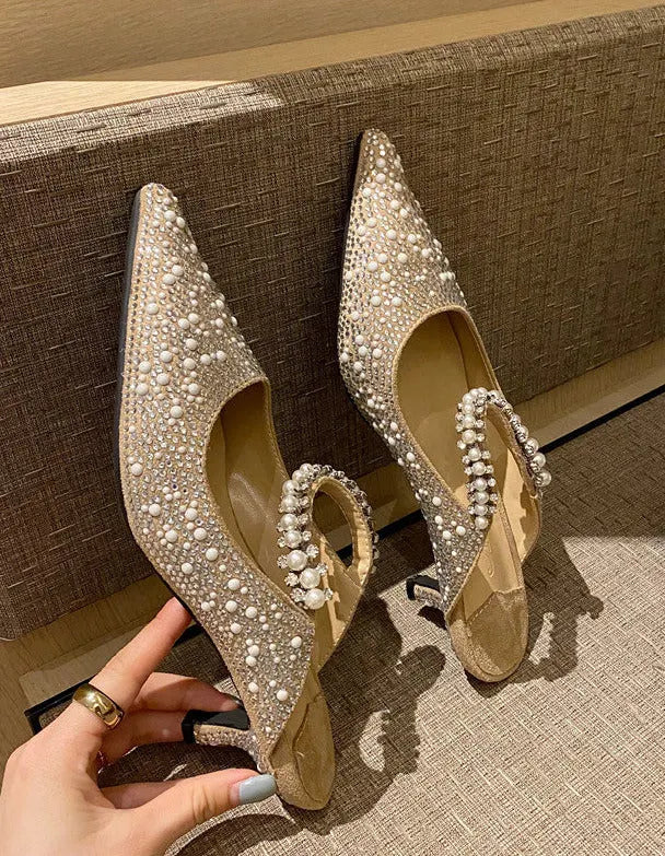 Classic Vintage Heels with a Flattering Fit