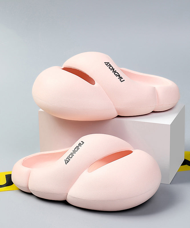 Casually Elegant Slippers with a Refined Edge