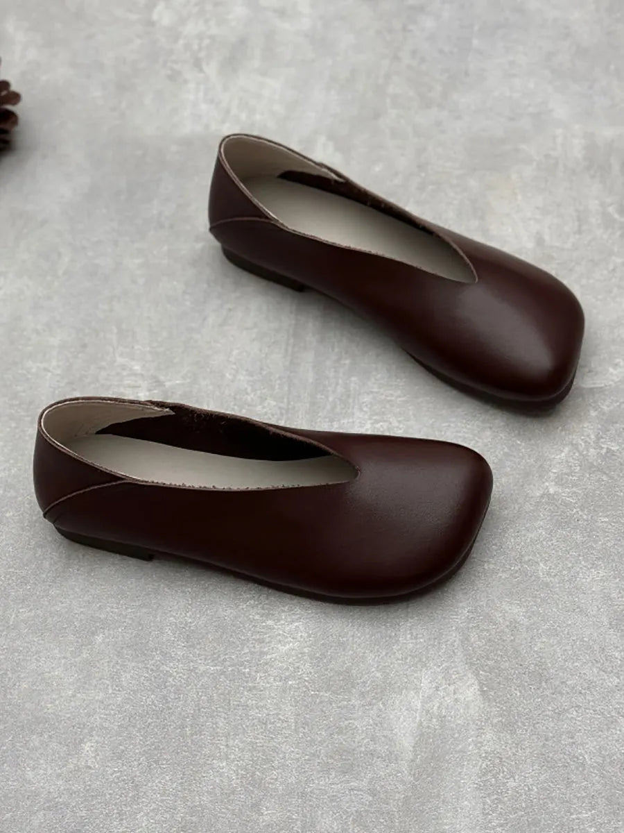 Subtly Elegant Shoes with a Refined Vintage Look
