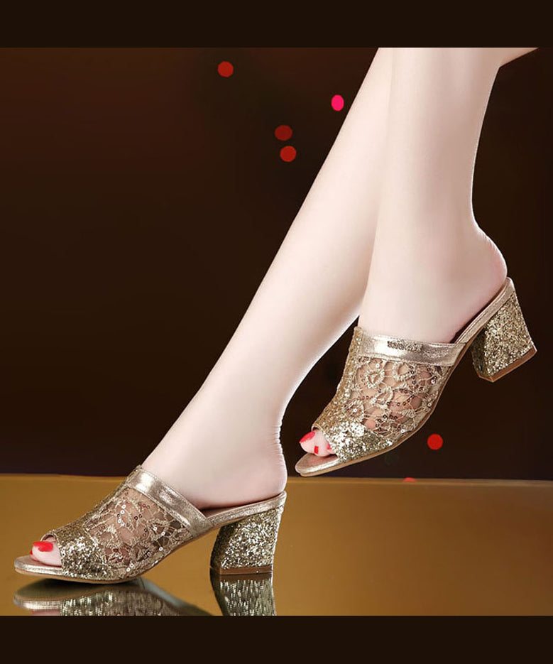 Classic Vintage Sandals with a Flattering Fit