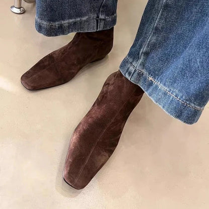 Jonni Boots