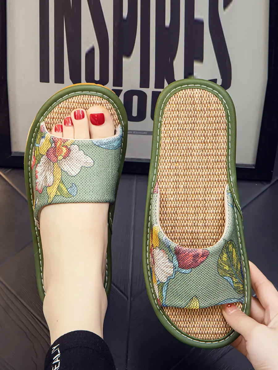 Classic Designed Slippers in a Timeless Cut