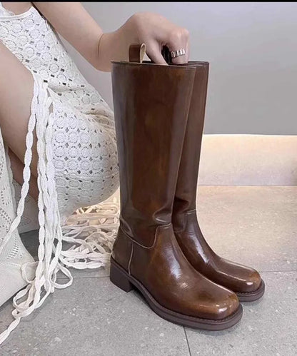 Finely Styled Boots with a Classic Vintage Look