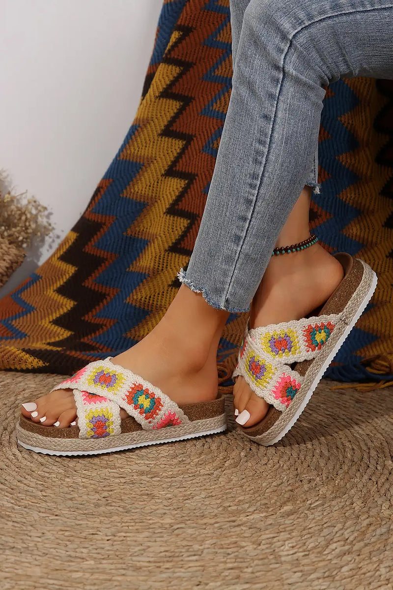 Delicate White Geometric Woven Platform Slippers