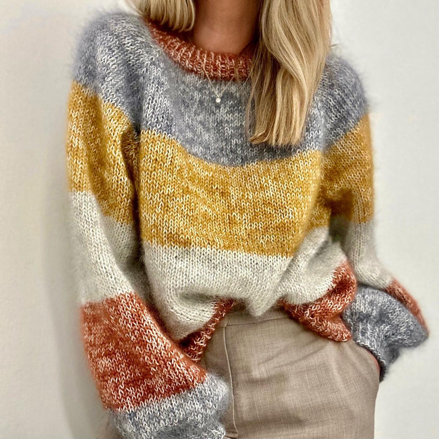 Retro Contrast Crew Neck Sweater elevenforest