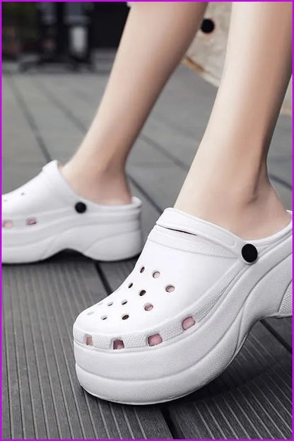 Vintage Style Slippers with a Modern Fit