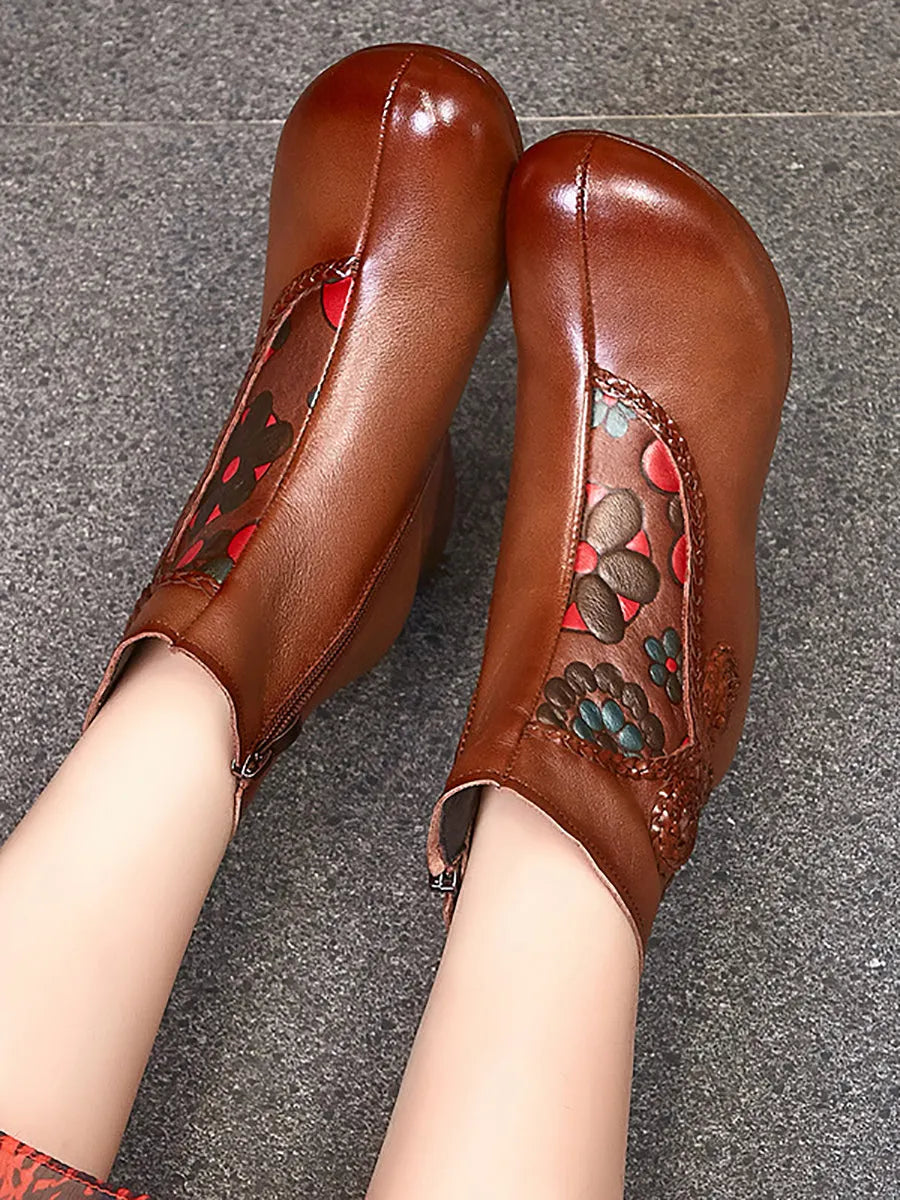Finely Styled Boots with a Classic Vintage Look