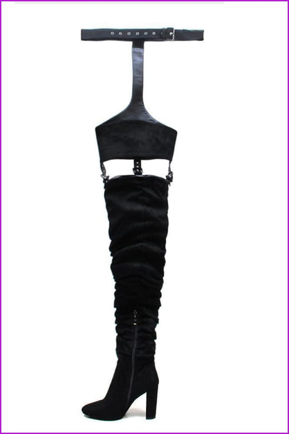 Finely Styled Boots with a Classic Vintage Look