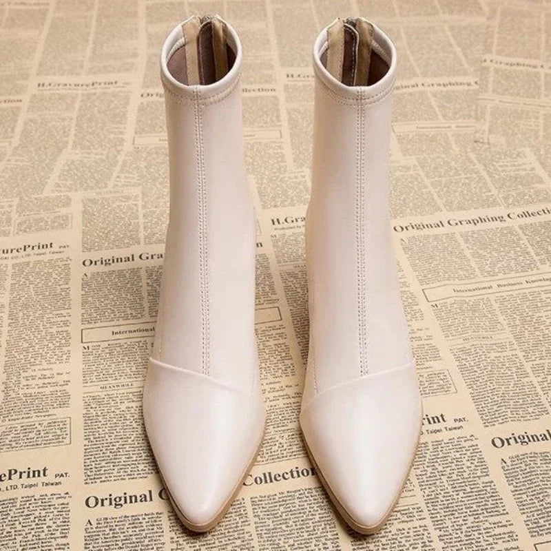 Liliana Boots