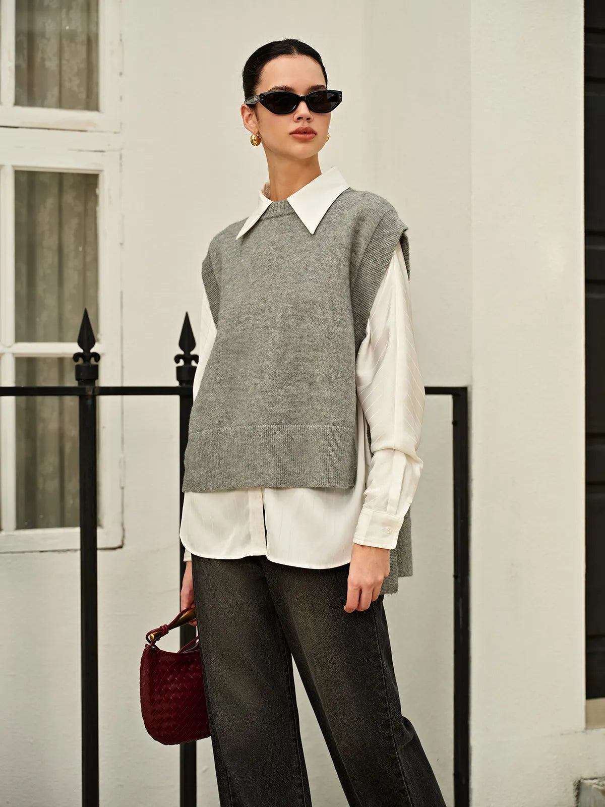 Versatile Side Buckle Belt Sweater Vest