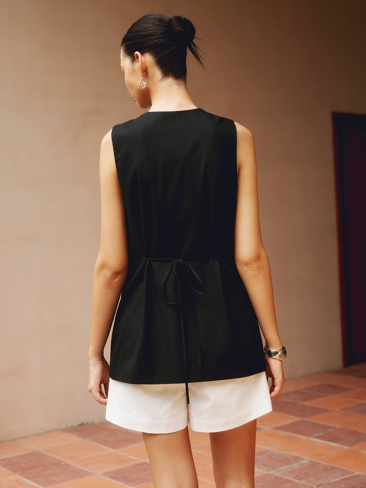 Cotton & Linen Button-front Vest