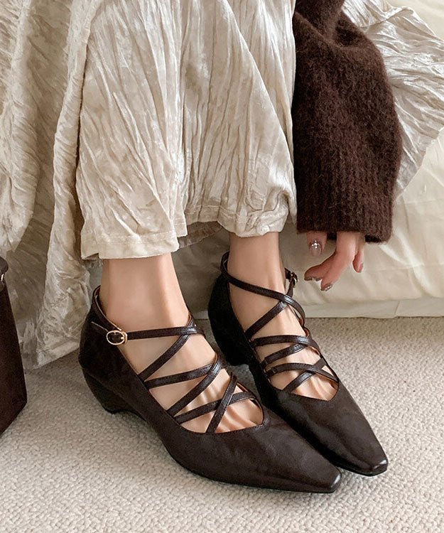 Classic Vintage Shoes with a Flattering Fit