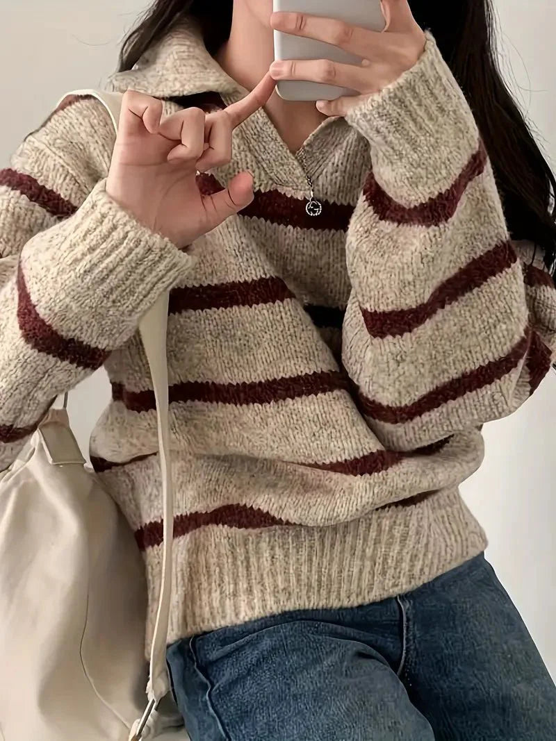 Octavia® | V-neck knitted sweater
