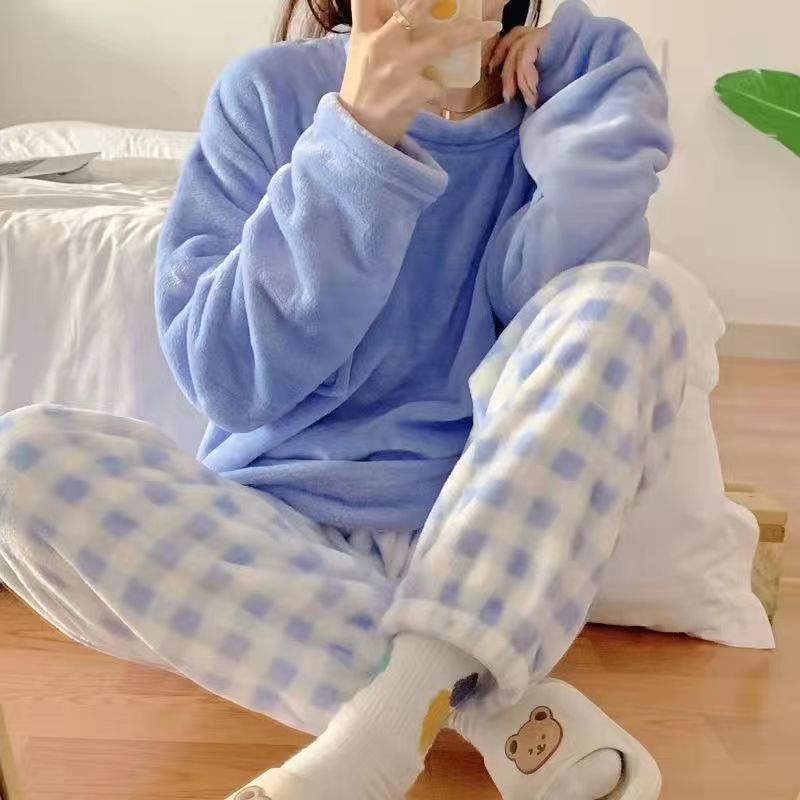 Antonella® | Set consisting of a crew neck sweater and elegant square pants