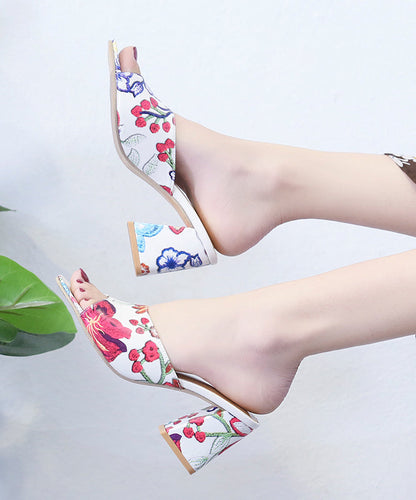 Finely Styled Sandals with a Classic Vintage Look