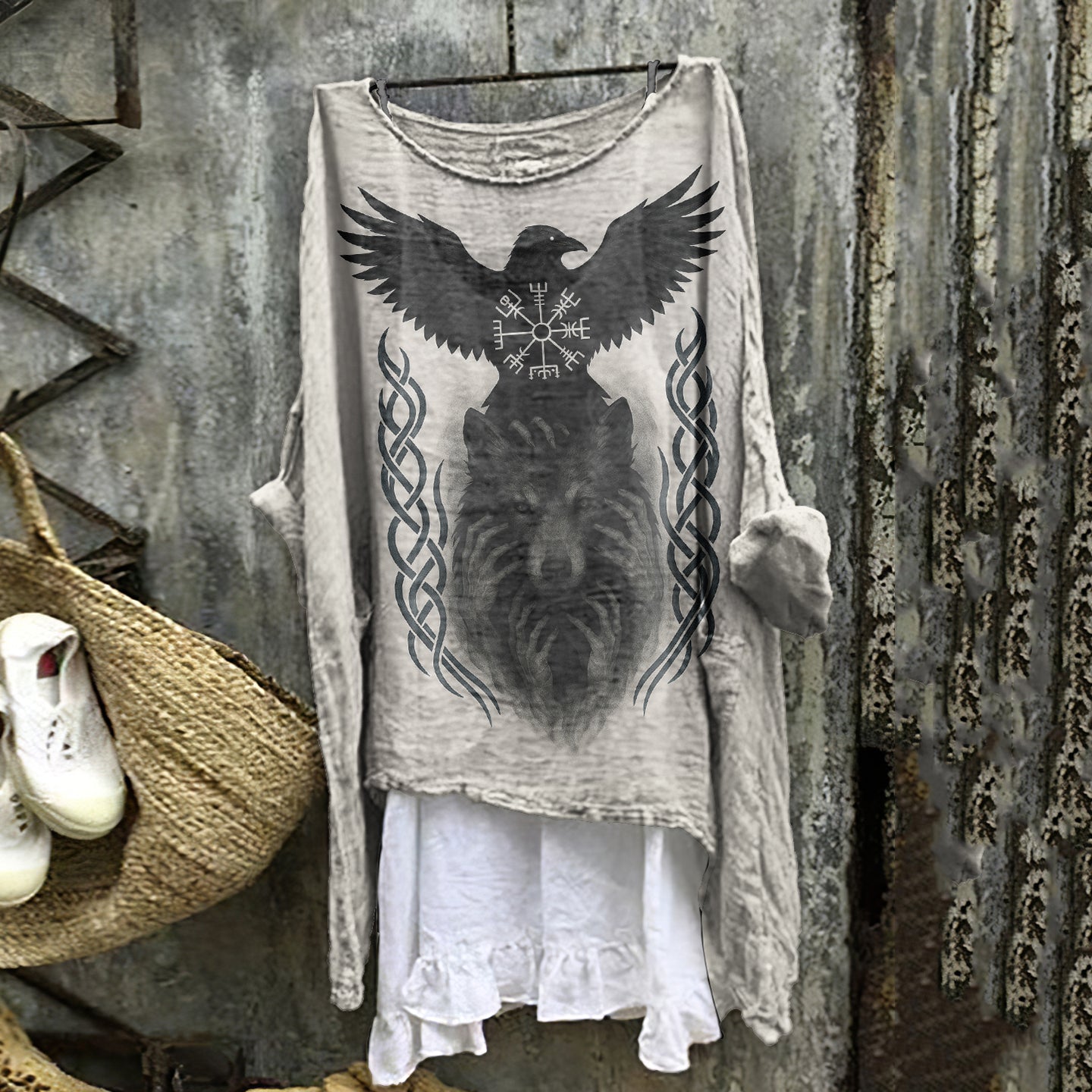 Women's Vintage Viking Wolf Pattern Casual Shirt elevenforest