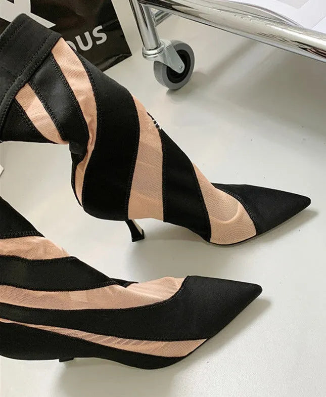 Beautifully Finished Heels in a Timeless Design