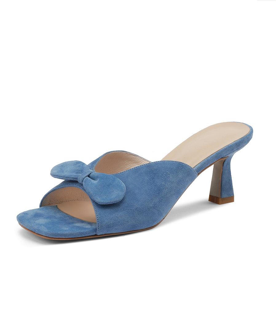 Casually Elegant Sandals with a Refined Edge