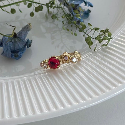 [] Red Gem Rose Ring