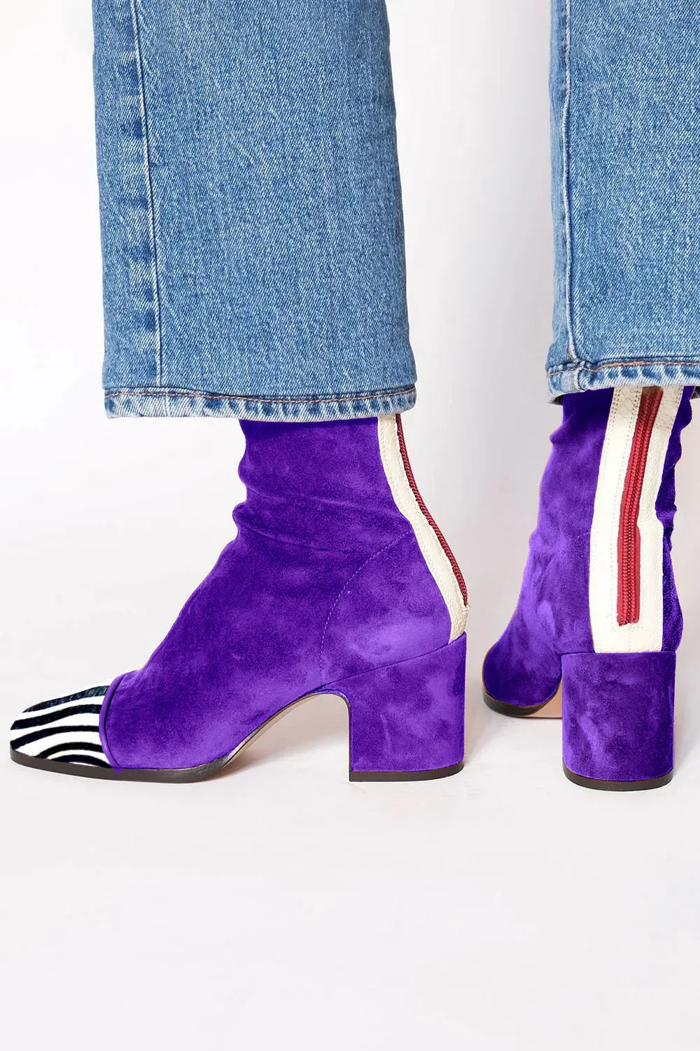 Graceful Orthopedic Boots for Modern Look