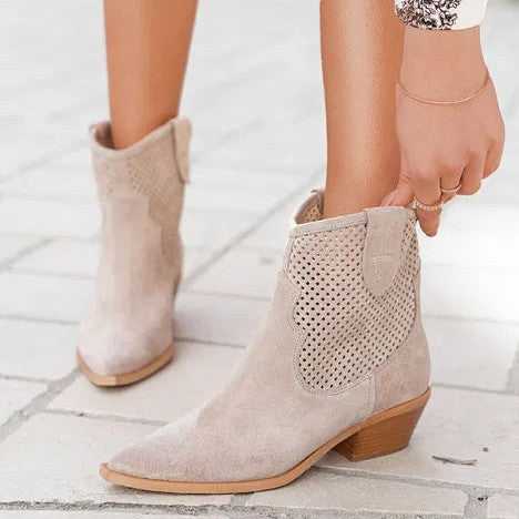 Comfortable Orthopedic Boots for Daily Wear