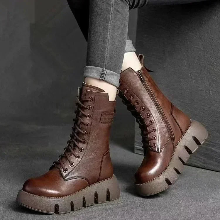 Casual and supportive orthopedic boots